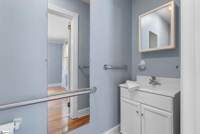 31 Twin Springs Drive, Greenville, SC 29605
