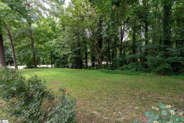 31 Twin Springs Drive, Greenville, SC 29605