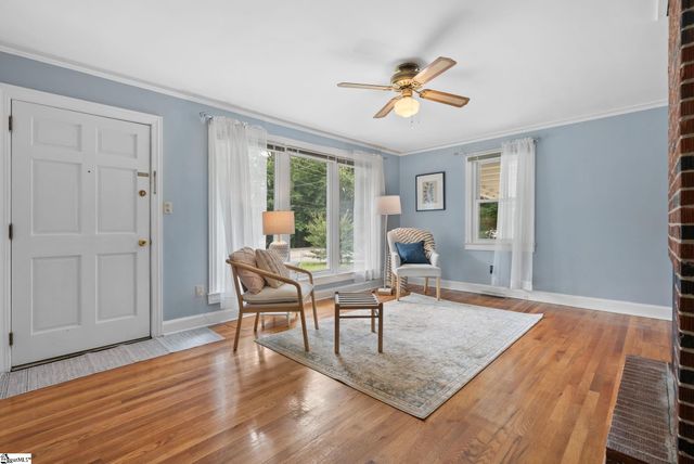 31 Twin Springs Drive, Greenville, SC 29605