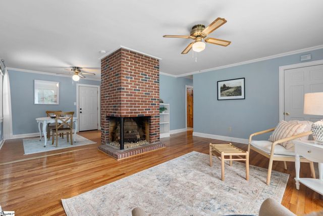 31 Twin Springs Drive, Greenville, SC 29605