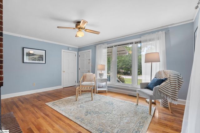 31 Twin Springs Drive, Greenville, SC 29605