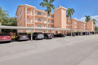 2950 SE Ocean Boulevard 110-401, Stuart, FL 34996