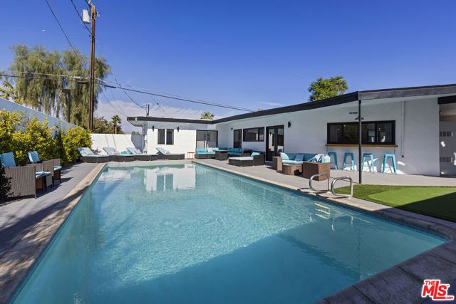 44251 Russell Lane, Palm Desert, CA 92260