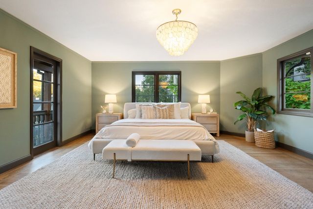 1077 Trestle Glen Rd, Oakland, CA 94610