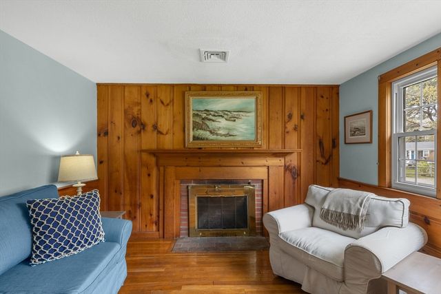 15 Squanto Rd, Yarmouth, MA 02664