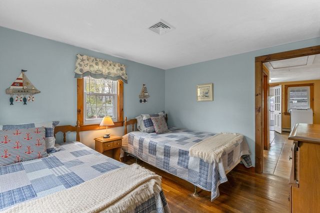 15 Squanto Rd, Yarmouth, MA 02664