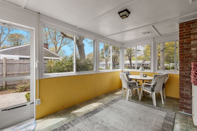 15 Squanto Rd, Yarmouth, MA 02664