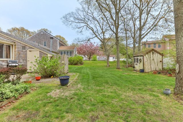 15 Squanto Rd, Yarmouth, MA 02664