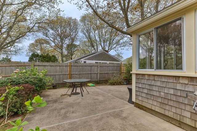 15 Squanto Rd, Yarmouth, MA 02664