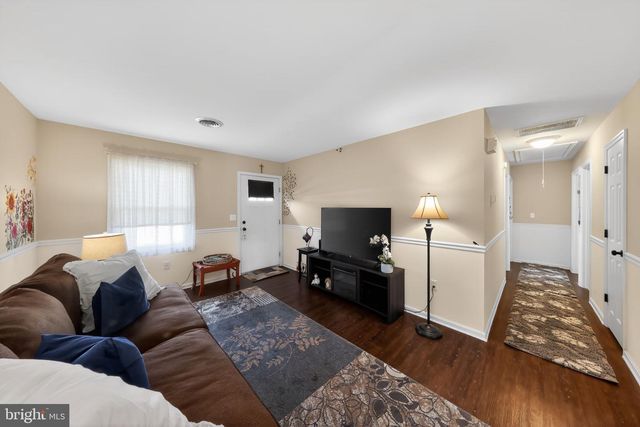 423 CYPRESS ST, Millington, MD 21651