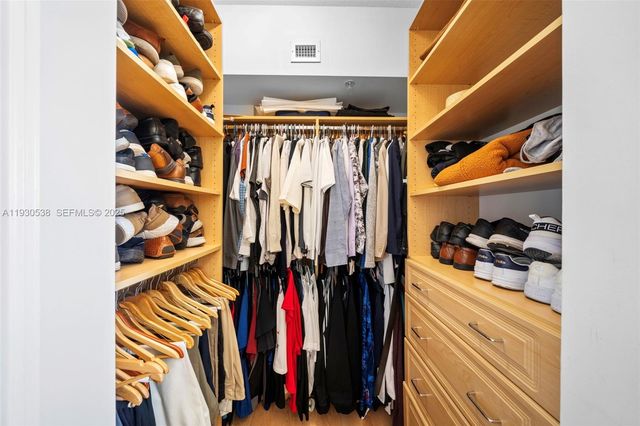 1755 E Hallandale Beach Blvd 2103E, Hallandale Beach, FL 33009