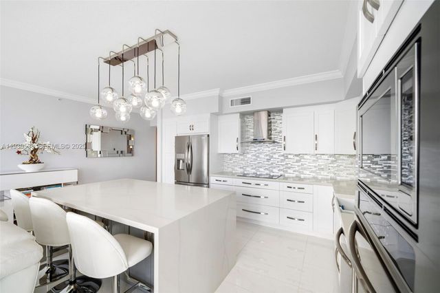 1755 E Hallandale Beach Blvd 2103E, Hallandale Beach, FL 33009