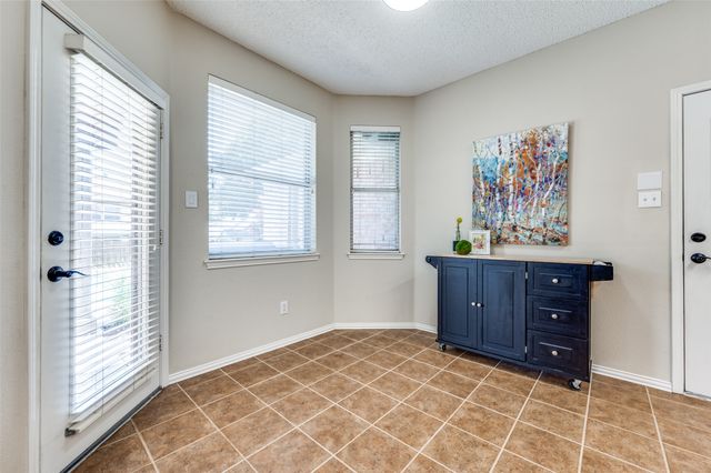 2701 Timberhill Drive, Flower Mound, TX 75028