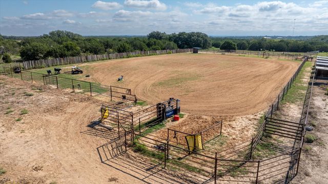 1990 W Mccaleb Lane, Hamilton, TX 76531