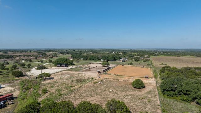 1990 W Mccaleb Lane, Hamilton, TX 76531