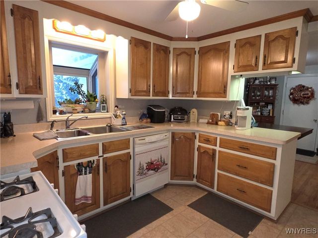 11070 Furness Parkway, Shelby, NY 14103