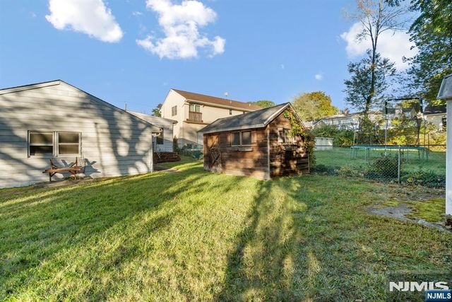 2 Overlook Avenue, Little Falls, NJ 07424