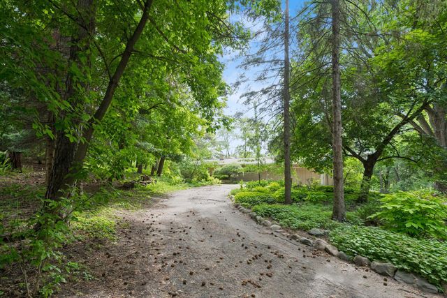 12001 Hilloway Road W, Minnetonka, MN 55305