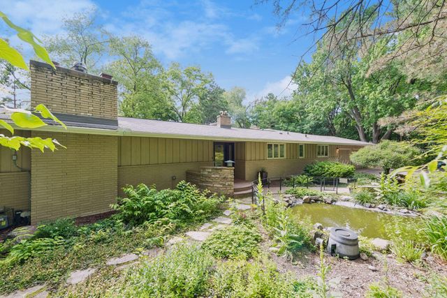 12001 Hilloway Road W, Minnetonka, MN 55305