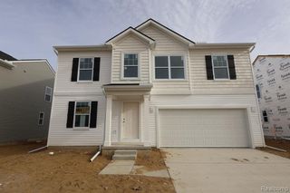 374 Edge Brook Drive, Holly, MI 48442