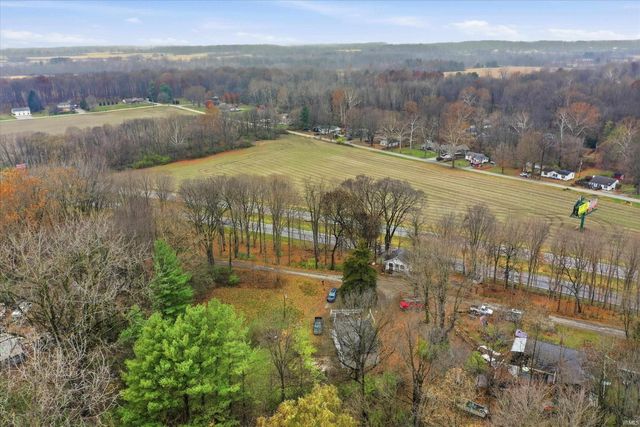 8833 S Oak Street, Knightstown, IN 46148