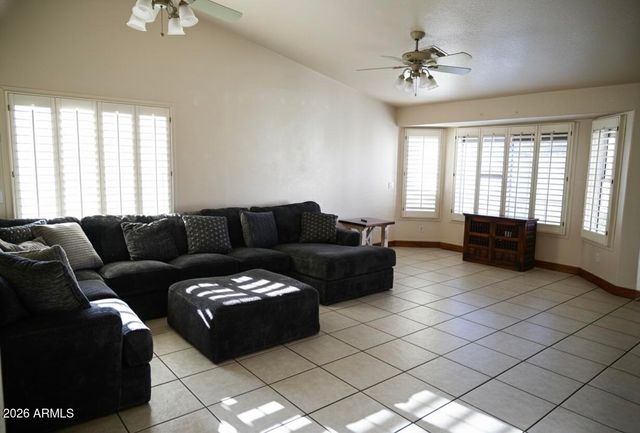 8544 W HOLLY Street, Phoenix, AZ 85037