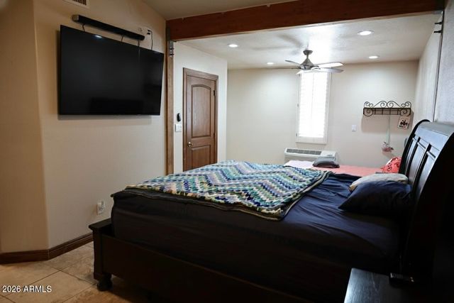 8544 W HOLLY Street, Phoenix, AZ 85037