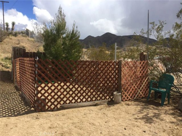 6719 Deep Creek Road, Apple Valley, CA 92308