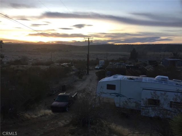 6719 Deep Creek Road, Apple Valley, CA 92308