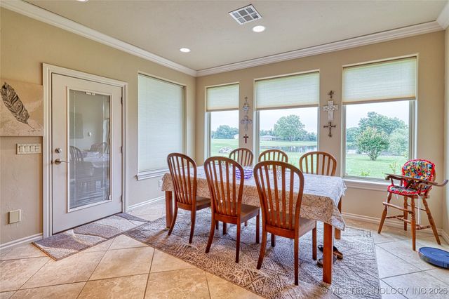 124 Walnut Ridge, Eufaula, OK 74432