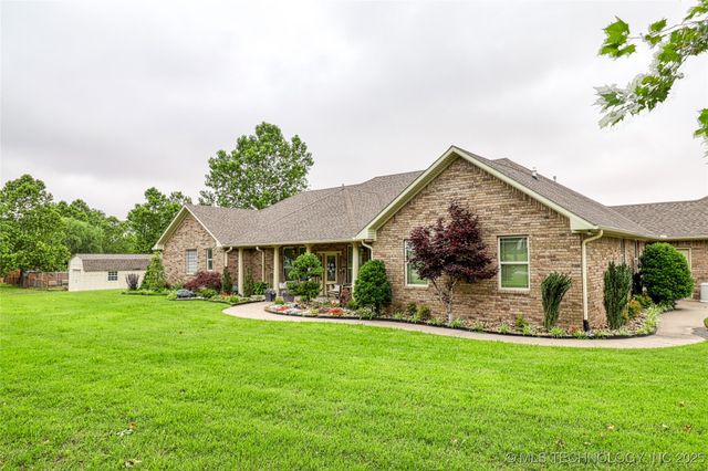 124 Walnut Ridge, Eufaula, OK 74432