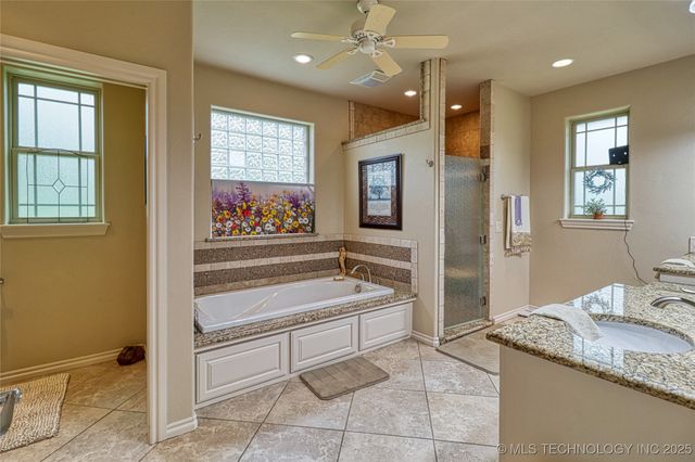 124 Walnut Ridge, Eufaula, OK 74432