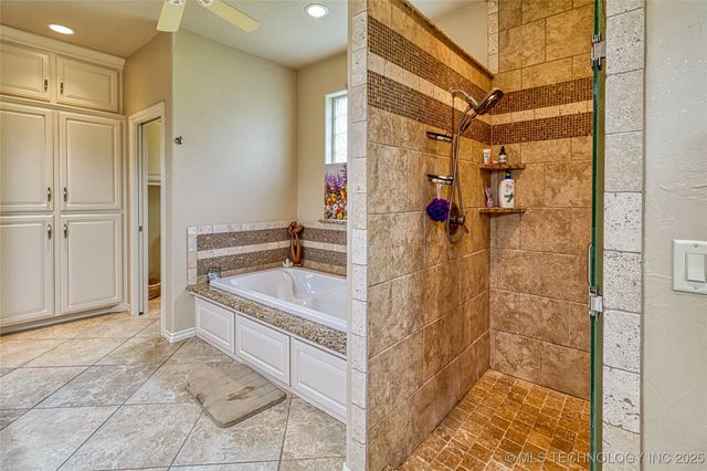 124 Walnut Ridge, Eufaula, OK 74432