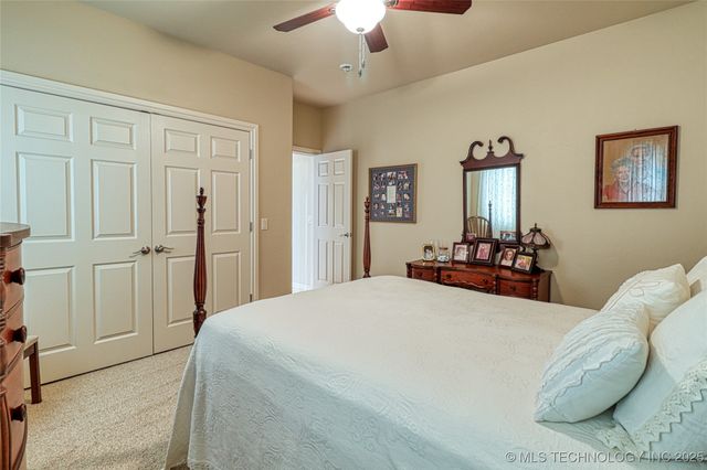 124 Walnut Ridge, Eufaula, OK 74432