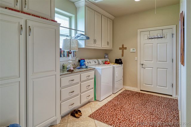 124 Walnut Ridge, Eufaula, OK 74432