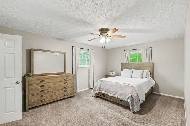 38 Achates Drive, Florence, KY 41042