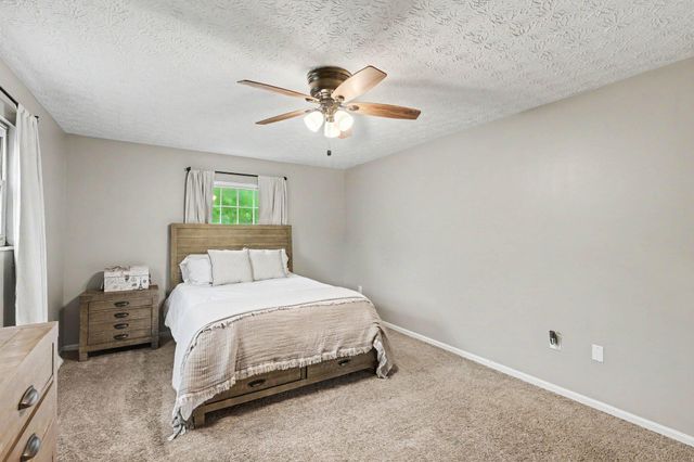 38 Achates Drive, Florence, KY 41042