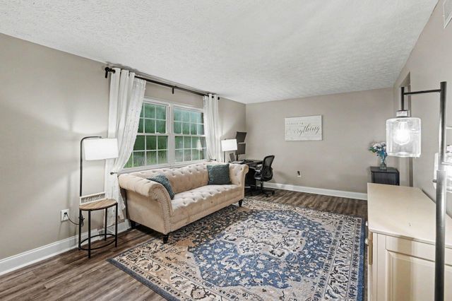 38 Achates Drive, Florence, KY 41042