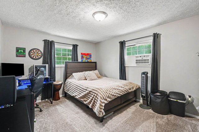 38 Achates Drive, Florence, KY 41042