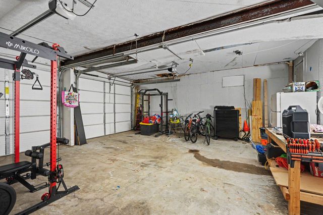 38 Achates Drive, Florence, KY 41042