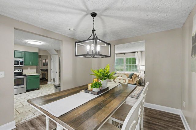 38 Achates Drive, Florence, KY 41042
