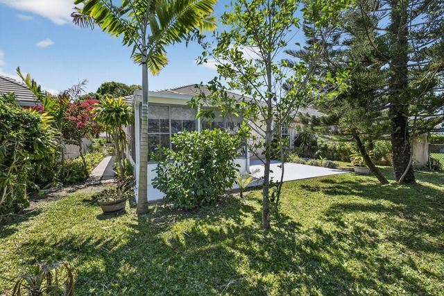 1065 Bedford Avenue, Palm Beach Gardens, FL 33403