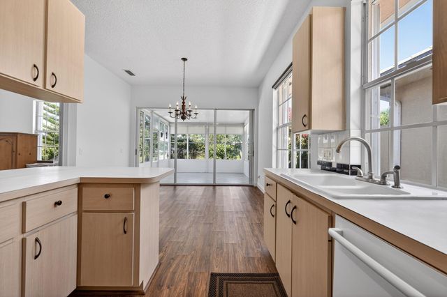1065 Bedford Avenue, Palm Beach Gardens, FL 33403