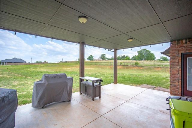 2381 County Road 1260, Blanchard, OK 73010
