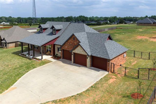 2381 County Road 1260, Blanchard, OK 73010
