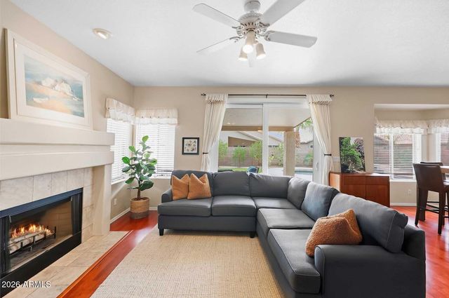2811 E BROOKWOOD Court, Phoenix, AZ 85048