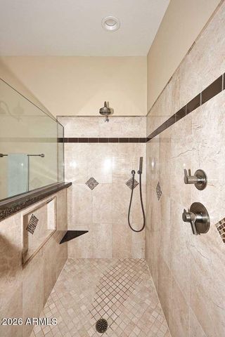 2811 E BROOKWOOD Court, Phoenix, AZ 85048