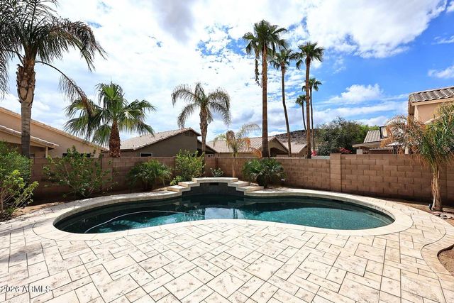 2811 E BROOKWOOD Court, Phoenix, AZ 85048