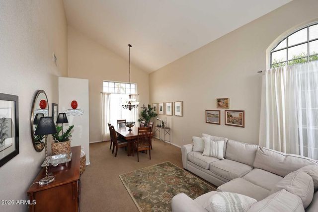2811 E BROOKWOOD Court, Phoenix, AZ 85048