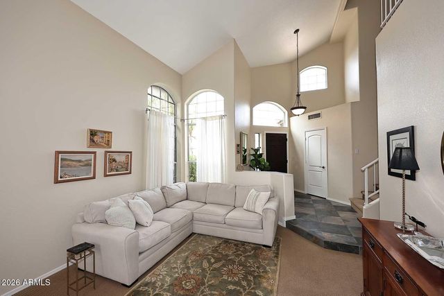 2811 E BROOKWOOD Court, Phoenix, AZ 85048